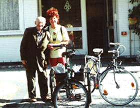 Ulrike Sch&auml;fer mit Kunden
